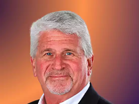 Wally Hauck,
Career Development, Health & Wellness
Expert at Út a sikerhez csomag